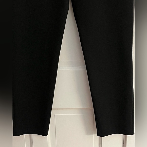 St. John Caviar Black Cigarette Ankle Pants Size 12 Side Zip Closure Wool Blend - Picture 4 of 13